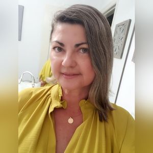 Meet your Posher, Tania